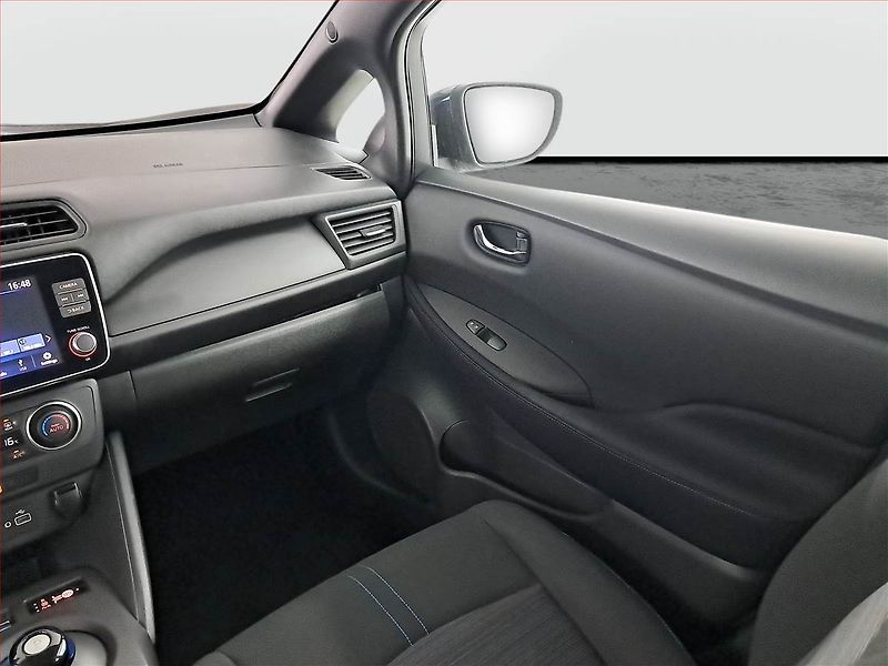 Nissan Leaf (2022) 40 kWh, SoH 89%, Automat - fotka 8 z 19