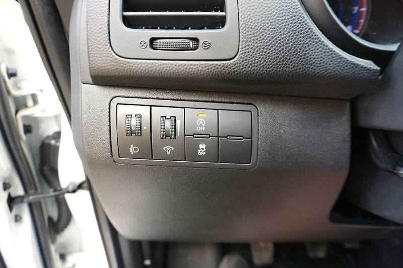 Hyundai ix20 (2017) ESSENTIAL 1,4 CVVT 66 kW - fotka 26 z 35