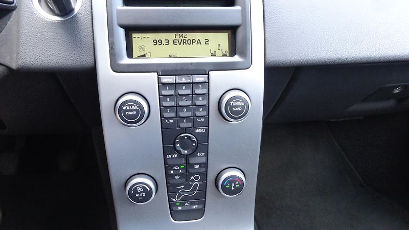Volvo V50 Kombi 2.0TDi  - fotka 12 z 15