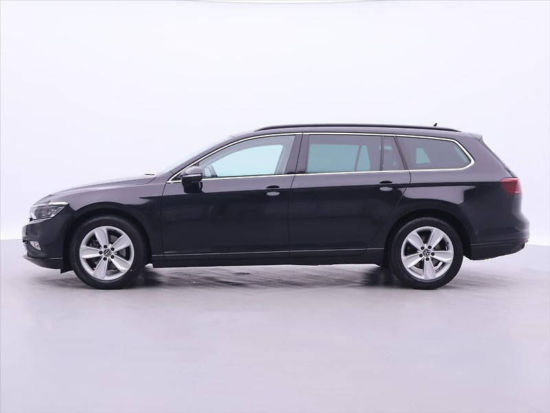Volkswagen Passat 2,0 TDI 147kW DSG Matrix DPH - fotka 4 z 35