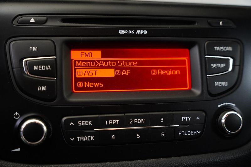 Kia Ceed - fotka 20 z 26