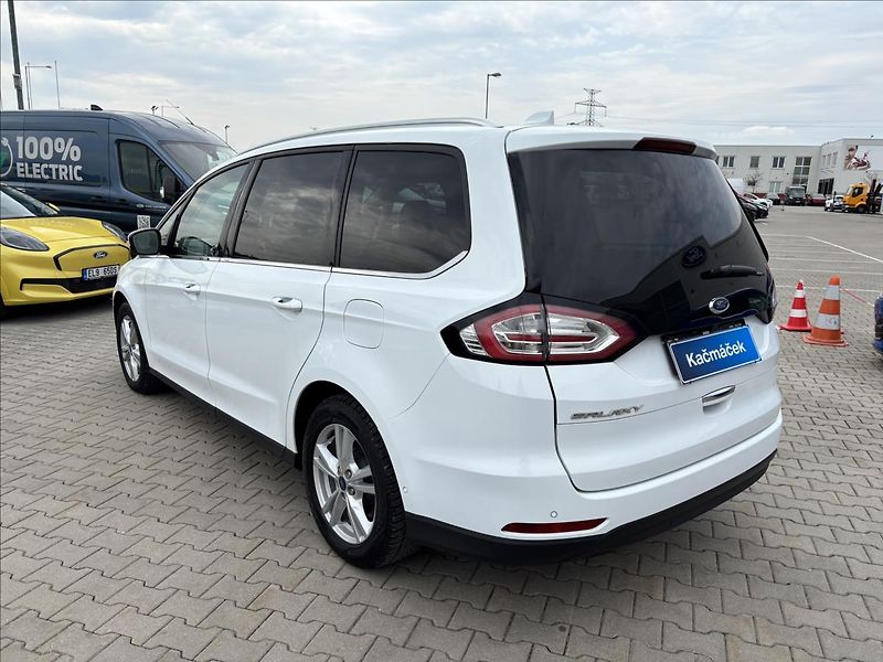 Ford Galaxy 2,0 EcoBlue 110 kW Titanium 7M - fotka 3 z 42