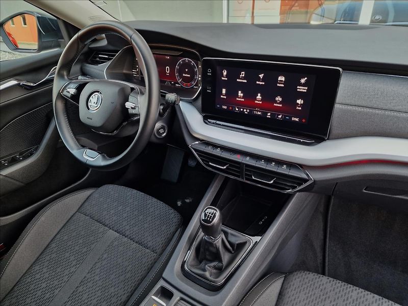 Škoda Octavia 2.0TDI Style, původ ČR,1.Maj. - fotka 39 z 50