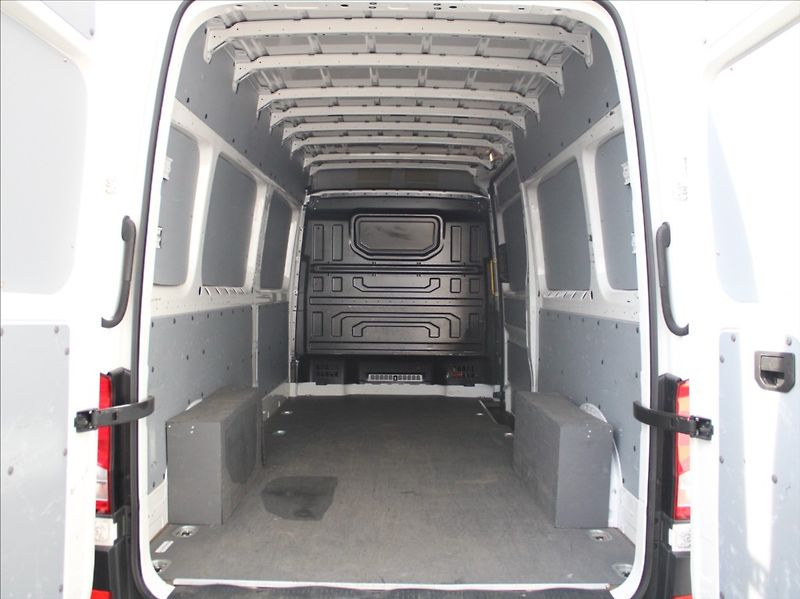 Volkswagen Crafter 2,0 TDi 35 DR 5L.Zár. 161tkm. - fotka 17 z 18