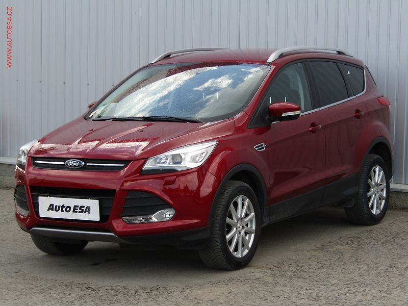 Ford Kuga (2015) 1.5EB, Trend Plus - fotka 3 z 18