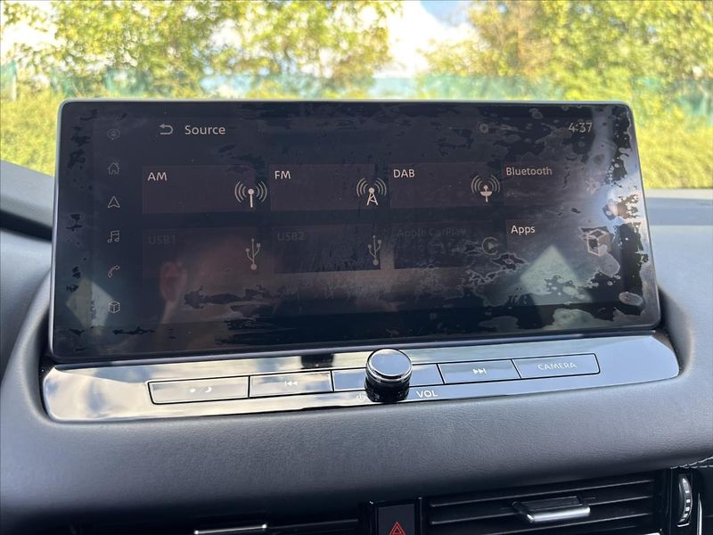 Nissan Qashqai 1,3 i AT N-Connecta - fotka 21 z 43