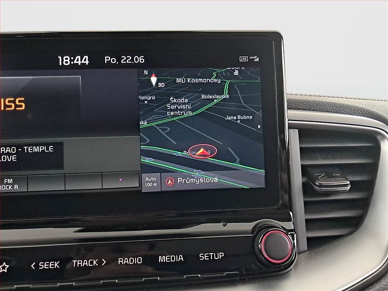 Kia Ceed (2022) 1.6 CRDi, Serv.kniha, Navi - fotka 13 z 21