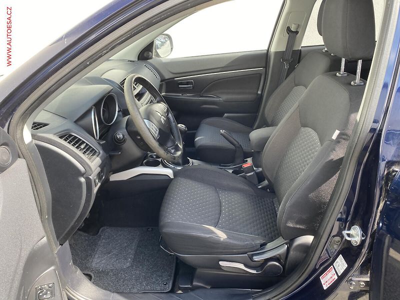 Mitsubishi ASX (2010) 1.6 MiVEC, Invite, TZ - fotka 9 z 15