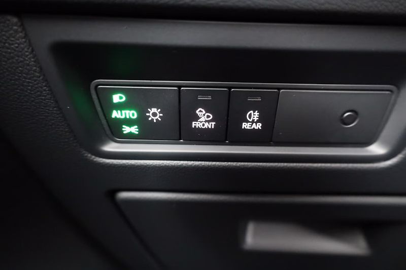 Volkswagen Touareg TDI 210kW R-Line 360 Ventilace - fotka 11 z 15