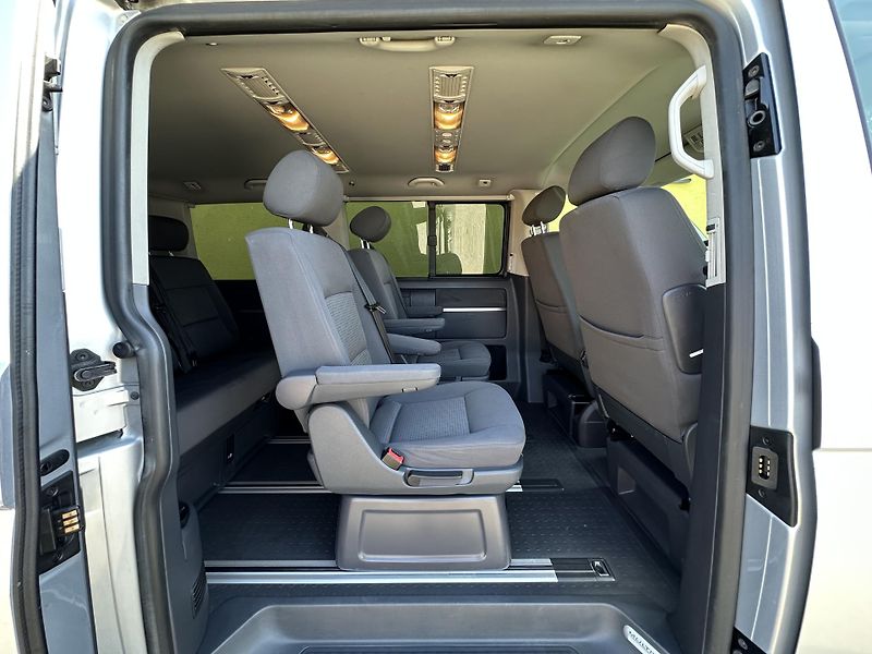 Volkswagen Transporter (2007) MULTIVAN 1.9TDI/75kW *ČR*1.Maj - fotka 17 z 33