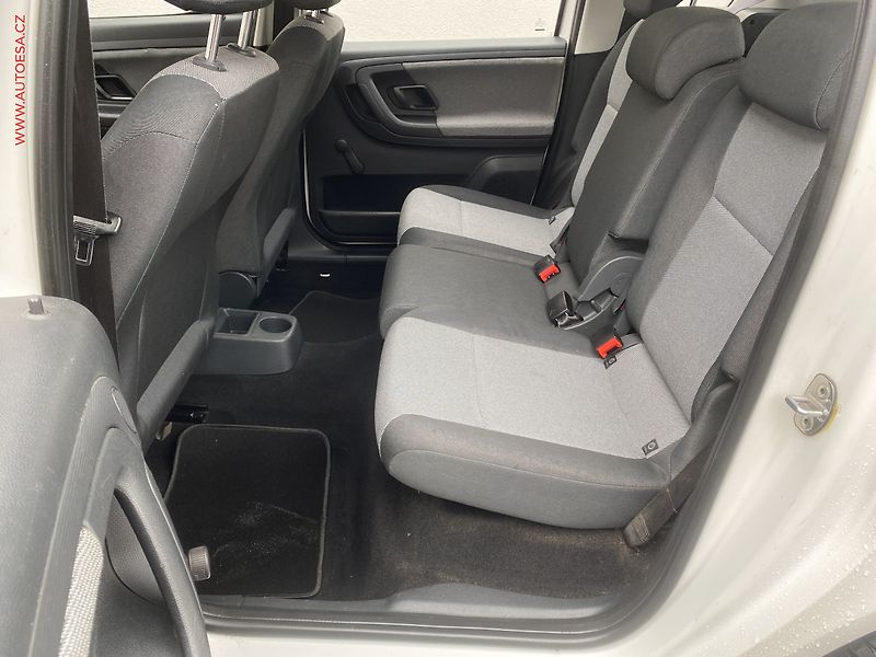 Škoda Roomster (2011) 1.2i, ČR, STK5/28 - fotka 10 z 14
