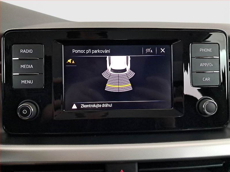 Škoda Kamiq (2022) Ambition 1.0 TSI, Serv.kniha - fotka 15 z 17