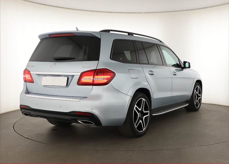 Mercedes-Benz GLS (2017) 500 4MATIC - fotka 5 z 21