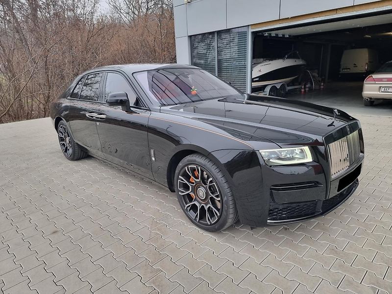 Rolls-Royce Ghost (2022) BLACK BADGE NEW MAX VÝBAVA - fotografie inzerátu