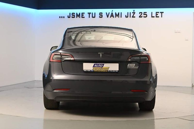 Tesla Model 3 (2019) RWD LED Kamera Range Plus 225K - fotka 6 z 34
