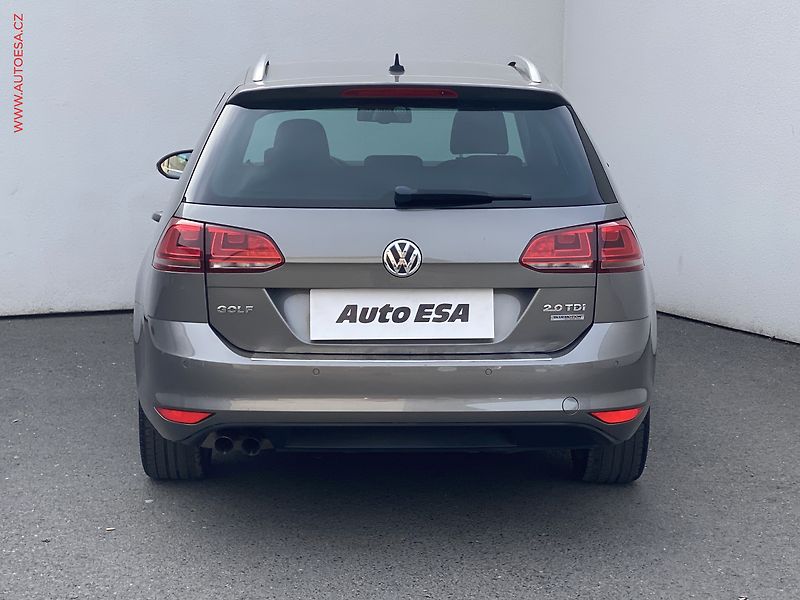 Volkswagen Golf (2013) 2.0 TDi, Highline, DSG, bixen - fotka 5 z 19