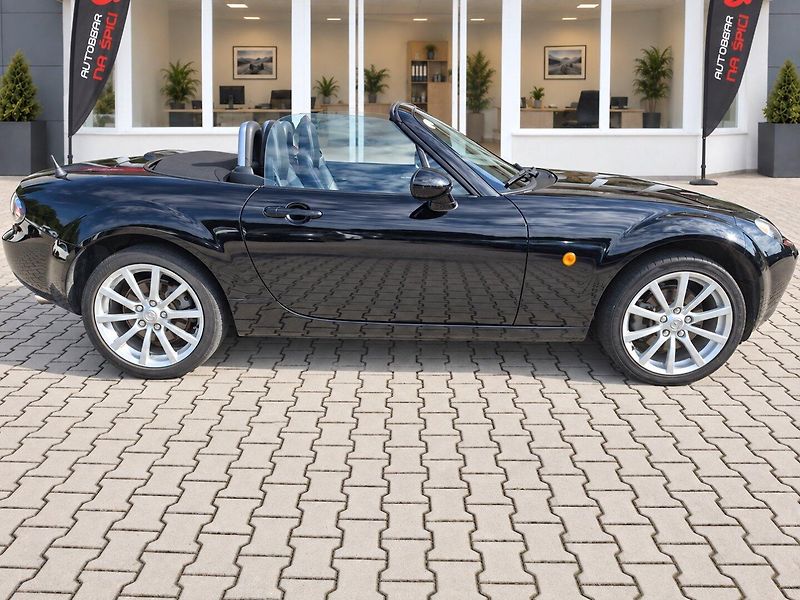 Mazda MX-5 (2005) 2.0i 118kW - 56 000KM! - fotka 5 z 20
