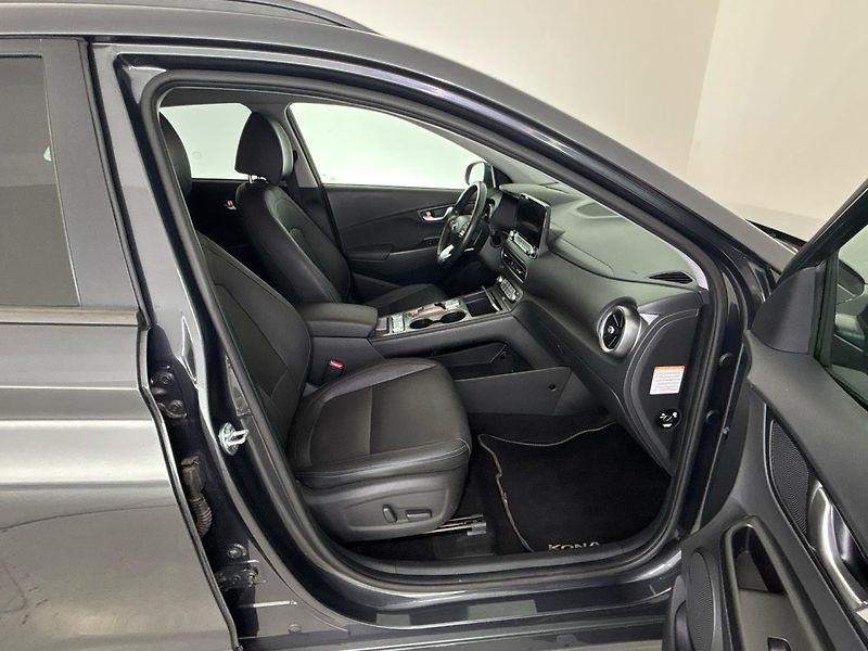Hyundai Kona 64kWh - fotka 9 z 27
