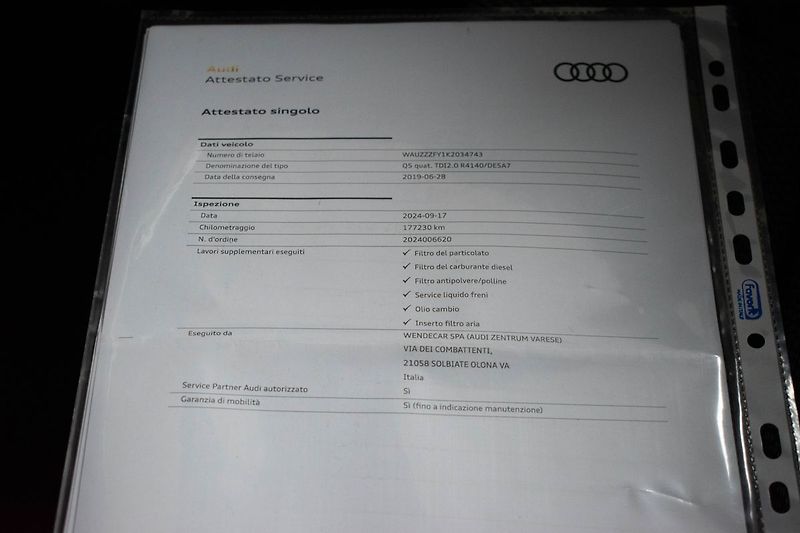 Audi Q5 40 TDI S-LINE* REZERVACE - fotka 38 z 38