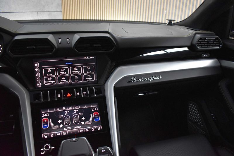 Lamborghini Urus 4.0 V8 650 PS AIR*B&O*DPH* - fotka 9 z 52