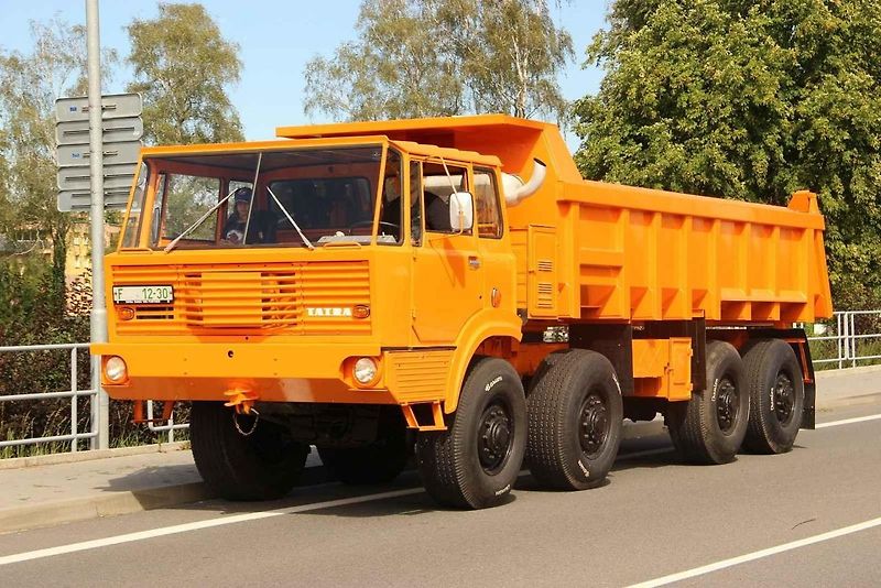 Tatra 813 ze sbírky Antonína Slezáka