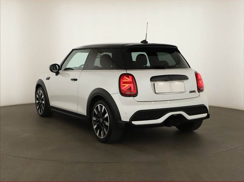 Mini Ostatní (2023) Cooper S - fotka 4 z 18