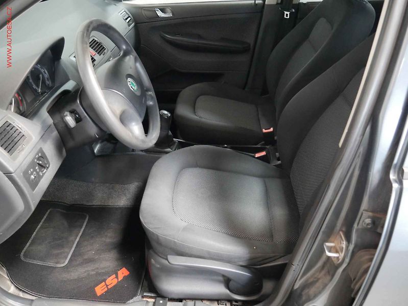 Škoda Fabia (2006) 1.4 i, 2.maj, AC - fotka 9 z 14