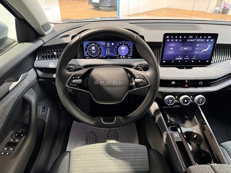 Škoda Superb 2.0 TSI 150kW Selection DSG - fotka 6 z 16