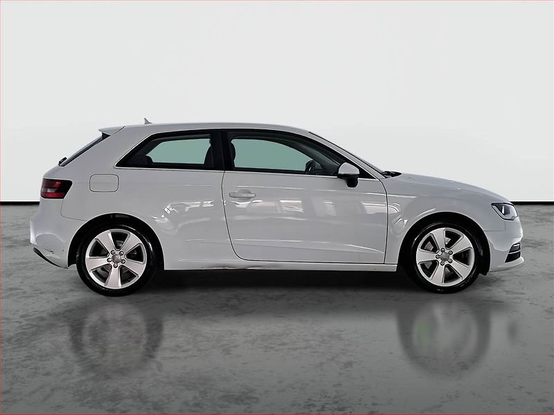 Audi A3 (2012) 1.8 TFSI, Automat, Tempomat - fotka 6 z 19