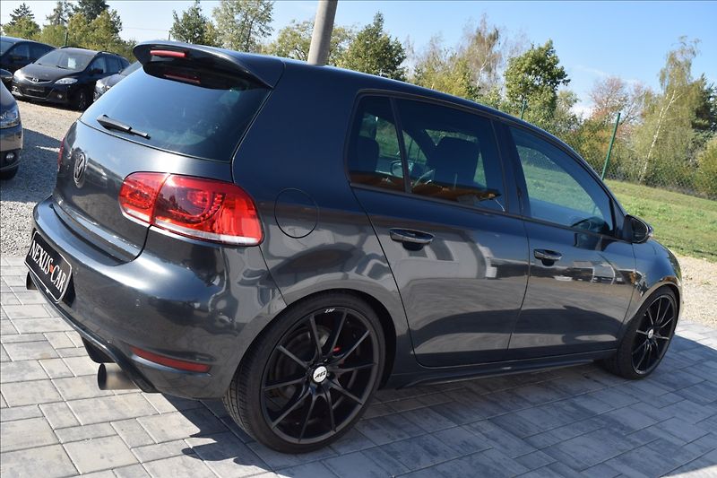 Volkswagen Golf 2,0 GTI 6 PO SERVISE AUTOMAT - fotka 6 z 45