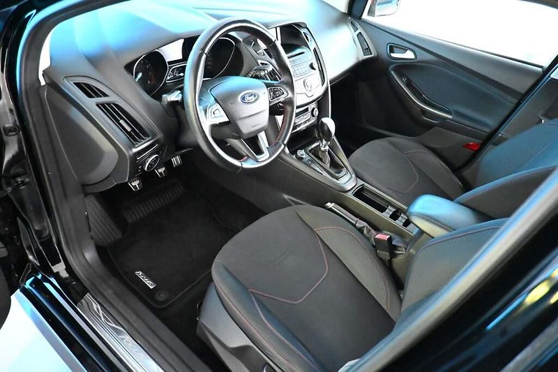 Ford Focus (2016) 1.5 SPORT ECOBOOST - fotka 11 z 25