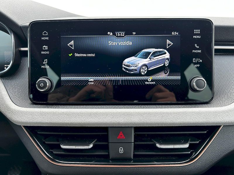 Škoda Kamiq (2024) 1.0 TSI 85kW MP6 Top Selection - fotka 14 z 35