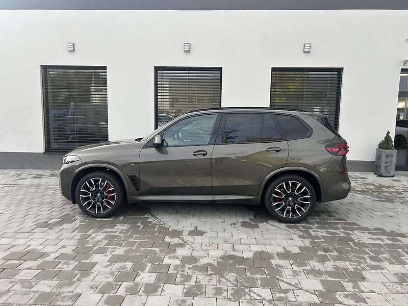BMW X5 xDrive40d M Sport Pro - fotka 3 z 33