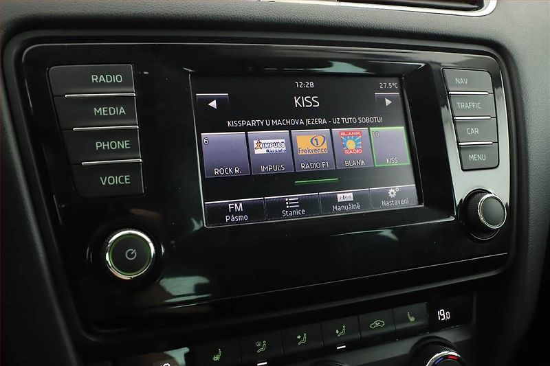 Škoda Octavia (2013) 2.0 TDI 4x4, 4X4, Navi - fotka 16 z 20