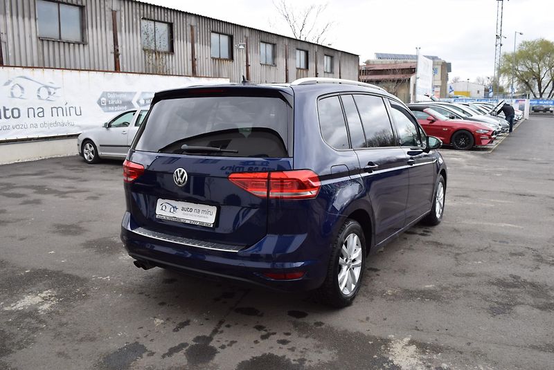 Volkswagen Touran (2018) 1.4TSI 110kw CLBMT ED. SOUND  - fotka 8 z 50