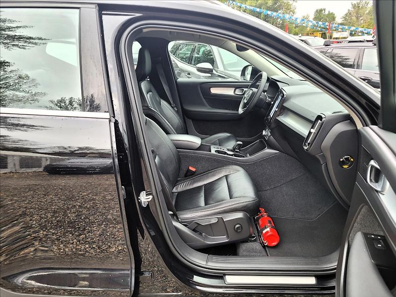 Volvo XC40 T5 Recharge,Inscription,Led - fotka 12 z 48