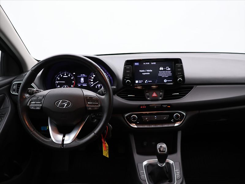 Hyundai i30 1,0 T-GDI 88kW Comfort CZ - fotka 25 z 33