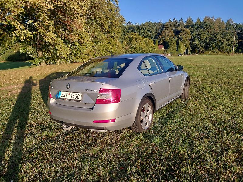 Škoda Octavia (2016) 46tis km, tažné, původ ČR - fotka 3 z 36