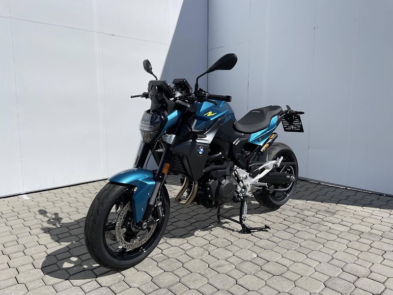 BMW (2026) F 900 R - fotka 5 z 11