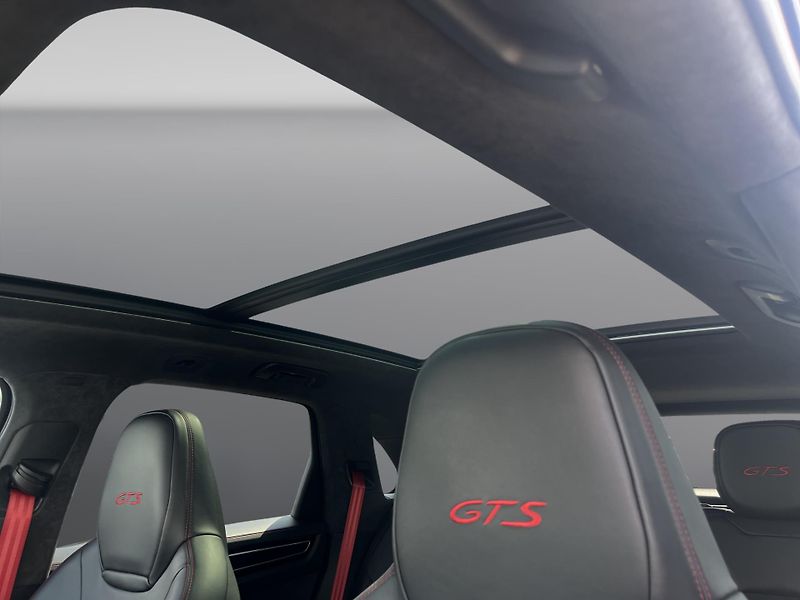 Porsche Cayenne GTS - fotka 23 z 28