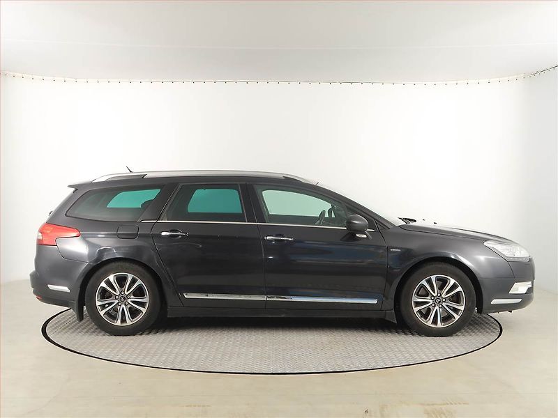 Citroën C5 (2016) Exclusive 2.0 BlueHDI, Automat - fotka 6 z 20