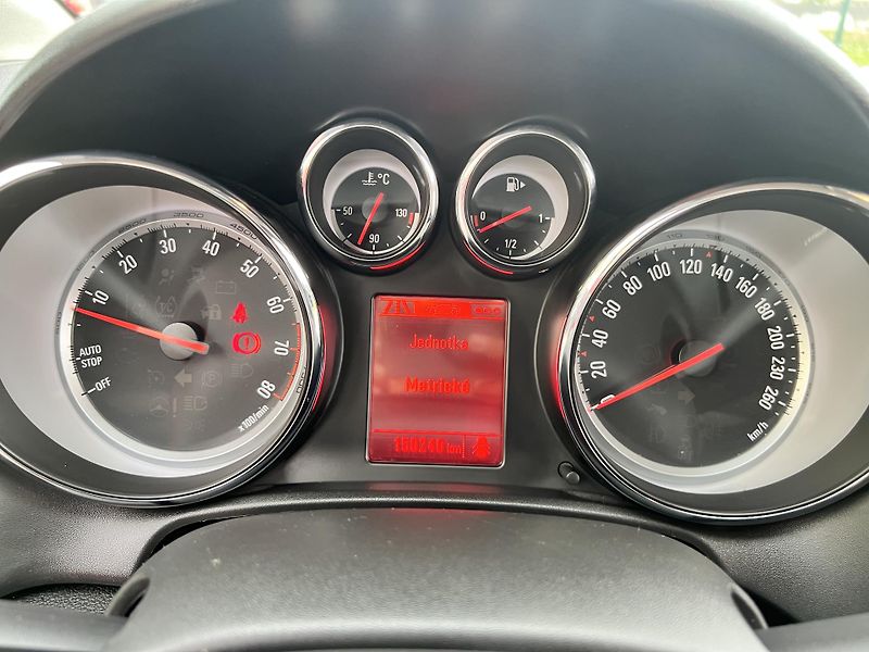 Opel Astra 1.6 TURBO 125KW,EXCLUSIVE,1MAJ - fotka 34 z 43