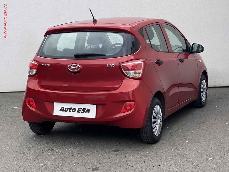 Hyundai i10 (2016) 1.0i, 1.maj,ČR, servis.kniha - fotka 4 z 17