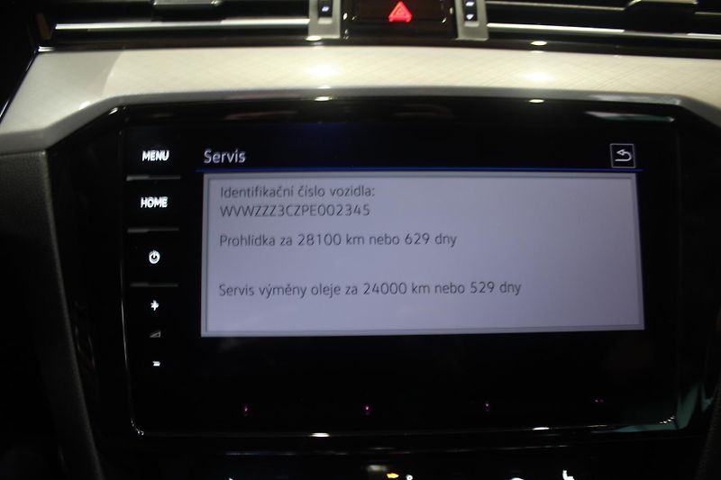 Volkswagen Passat (2022) 2.0TDI DSG Display Tažné  - fotka 39 z 39