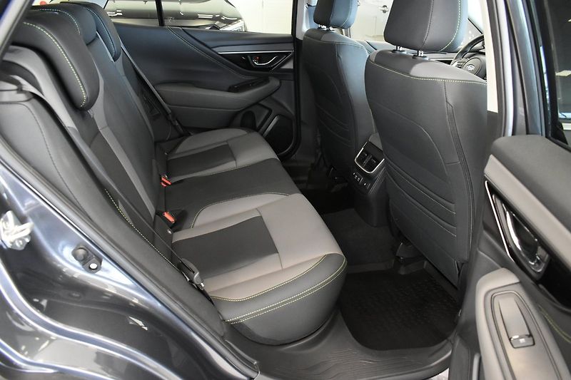 Subaru Outback 2.5i 4WD Field + tažné - fotka 8 z 22
