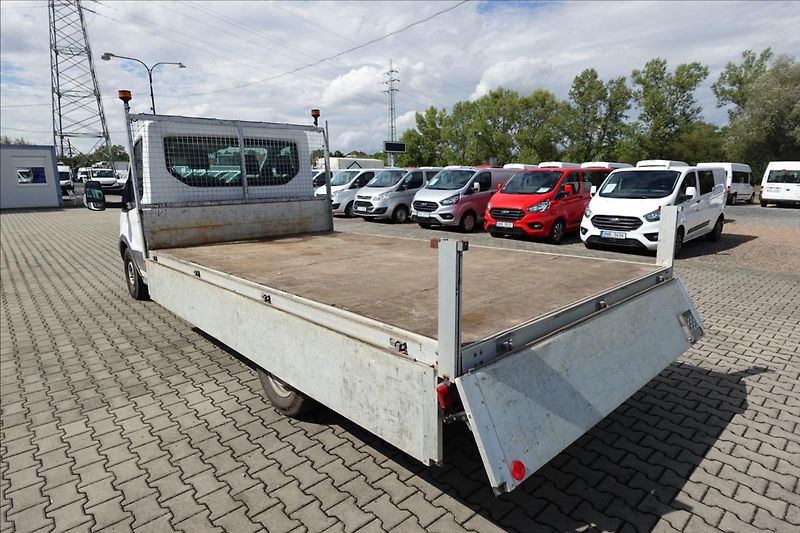 Ford Transit 2,0 TDCI  VALNÍK KLIMA - fotka 11 z 26