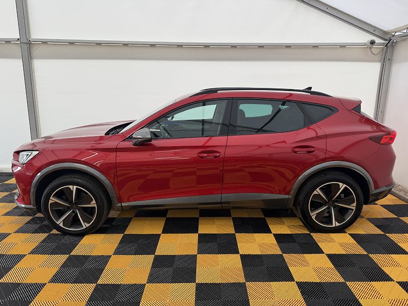 Cupra Formentor 1.5Tsi*CZ*DPH*1-MAJ*ZARUKA* - fotka 4 z 47