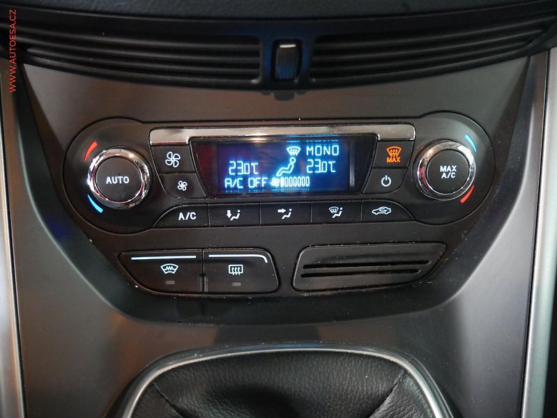 Ford Grand C-MAX (2013) 1.6 TDCi, 2.maj,ČR, AC - fotka 14 z 17