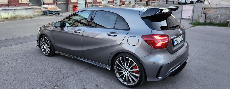 Mercedes-Benz Třídy A (2015) 45*AMG*4M*NIGHT*KŘIDLO*440PS - fotka 8 z 50
