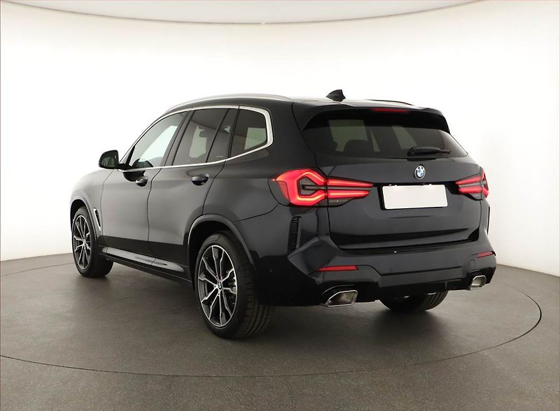 BMW X3 (2024) xDrive20d, Tažné, ACC, Výhřev - fotka 4 z 25